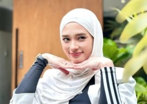 Inara Rusli Dirawat di RS, Kuasa Hukum Bantah Isu Hamil dari Insanul Fahmi (istimewa)