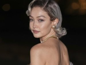 Gigi Hadid buka suara soal namanya di dokumen Epstein.