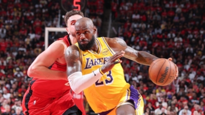 Hasil Lakers vs Rockets