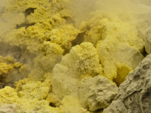 Bongkahan Sulfur