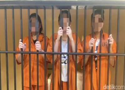 Tiga mahasiswi kakak beradik jadi operator judol di Bali (foto/detik).