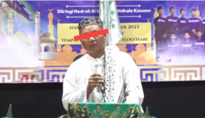 Kiai Ashari ditetapkan sebagai tersangka dalam kasus dugaan rudapaksa terhadap sejumlah santriwati di Pondok Pesantren Ndholo Kusumo Pati