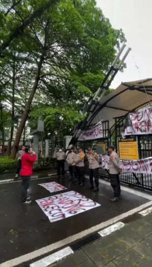 GMNI Bandung Menggugat Evaluasi DPRD Kehilangan Taring di Tengah Penderitaan Rakyat