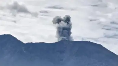 Gunung Marapi Erupsi Pagi Ini Semburkan Abu Vulkanik 500 Meter