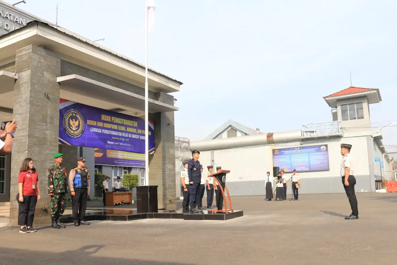 Razia Personel Gabungan ke Hunian WBP Lapas Banceuy, Satu Unit HP Ditemukan di Kamar Maximum Security 1