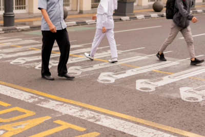 Durasi Jalan Kaki yang Efektif Turunkan Hipertensi