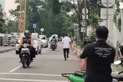KPK Sebut Pegawai Bea Cukai yang Lari Hindari Wartawan Diduga Terima Uang