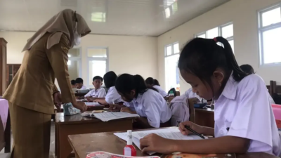 Solo Darurat Pendidikan! Krisis Guru di Solo