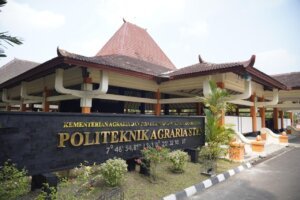 Politeknik Agraria STPN