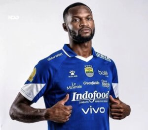Bukan Mariano Peralta, Persib Bandung Justru Umumkan Pemain Belakang Gabriel Mutombo