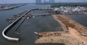 Ilustrasi Giant Sea Wall