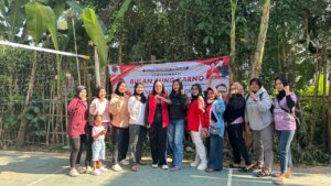Semarak Bulan Bung Karno, Tuti Turimayanti Buka Turnamen Voli dan Serahkan Domba untuk Hadiah Utama di Cipongkor 10