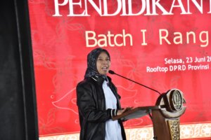 Ineu Purwadewi Dorong Generasi Muda Perkuat Ideologi dan Literasi Politik 7