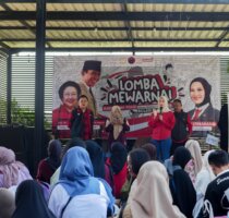 Bulan Bung Karno, Nia Purnakania Ajak Anak PAUD Kenal Pahlawan Lewat Lomba Mewarnai 2 Bulan Bung Karno, Nia Purnakania Ajak Anak PAUD Kenal Pahlawan Lewat Lomba Mewarnai 2