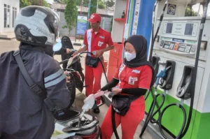 Bahlil Tegaskan Indonesia Hentikan Impor Solar Bulan Depan