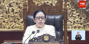 Ketua DPR Puan Maharani membuka Rapat Paripurna bahas LHP BPK dan naturalisasi, 286 absen