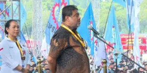Rupiah melemah tekan industri Istana dalami klaim 55.000 PHK