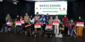 Kemensos Salurkan Kaki Palsu untuk Rendi, Prabowo Subianto