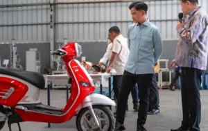Wapres Gibran Mendukung Kendaraan Listrik di United E-Motor