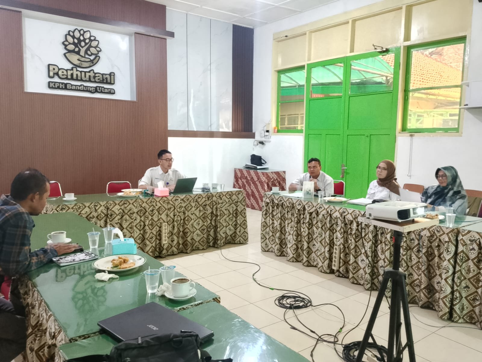 Perhutani KPH Bandung Utara Laksanakan Monitoring dan Evaluasi Kemitraan di Wilayah Manglayang Barat 1 Perhutani KPH Bandung Utara Laksanakan Monitoring dan Evaluasi Kemitraan di Wilayah Manglayang Barat