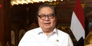 Menko Perekonomian Airlangga Hartarto menyebut BPDP biayai BBM nelayan Rp15.000/liter