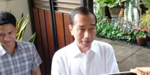 Amien Rais Ketua Dewan Pembina Partai Ummat tantang Jokowi bawa ijazah ke sidang Tifa