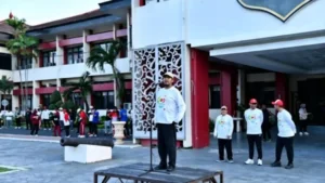 Bupati Sumenep Achmad Fauzi Wongsojudo meluncurkan QRIS Rp1 untuk dukung UMKM