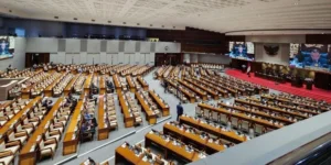 DPR Paripurna Bahas RAPBN-RKP 2027, Menteri Keuangan Purbaya Yudhi Sadewa Hadir