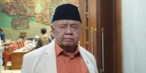 Anggota Komisi X DPR RI Habib Syarief Muhammad menyoroti ketimpangan daya tampung sekolah