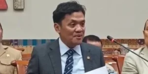 Habiburokhman Ketua Komisi III DPR sebut KPK boleh ambil alih kasus Febrie Adriansyah