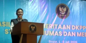 Heddy Lugito, mantan pemimpin Majalah Gatra, menegaskan media massa kunci eksistensi DKPP