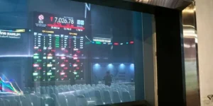 IHSG Ditutup Menguat 70,4 Poin ke 5.986, Rupiah Menguat