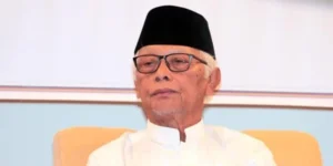 Ketua Umum MUI KH Anwar Iskandar mendorong Indonesia mengkategorikan LGBT sebagai terorisme