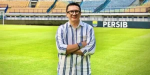 Iskandar Kunaefi Jadi Dirut Pos Indonesia, Keuangan Dipisah