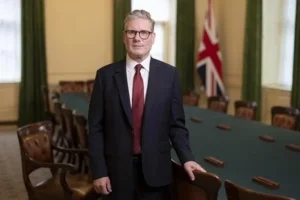 Keir Starmer Minta Maaf atas Praktik Adopsi Paksa di Inggris