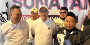 Komedian Narji Resmi Bergabung dengan PSI saat Khitanan Massal DPW PSI Banten di Tangsel