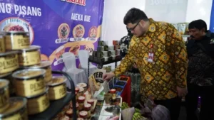 Bupati Kediri Hanindhito Himawan Pramana menegaskan dukungan untuk UMKM dan digitalisasi