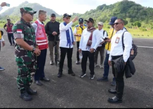 Menteri PU akan memperpanjang runway Bandanaira jadi 2,2 km