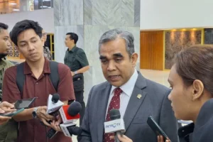 Ahmad Muzani Berangkat ke Iran sebagai Utusan Presiden