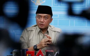 Pemerintah Tertibkan Aplikator Nakal yang Potong 8% Tarif
