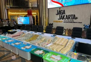 Polda Metro Jaya sita Rp500 miliar dan 74 kg emas