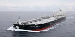 Pertamina Pride mengangkut 2 juta barel lintasi Hormuz