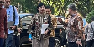 Plt Gubernur BI dan Ketua OJK Membahas Rupiah di Istana