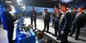 Presiden Prabowo Subianto Tinjau Alutsista dan Konversi Listrik di Pameran Bhayangkara