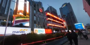 Rupiah Menguat ke Rp17.986 per Dolar, IHSG Ditutup di 6.108