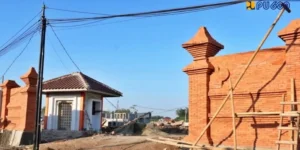 Menteri Pekerjaan Umum Dody Hanggodo pastikan SR Cirebon pertahankan budaya lewat gapura
