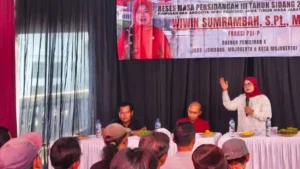 Anggota Komisi B DPRD Jatim Wiwin Sumrambah menegaskan reses kawal aspirasi warga