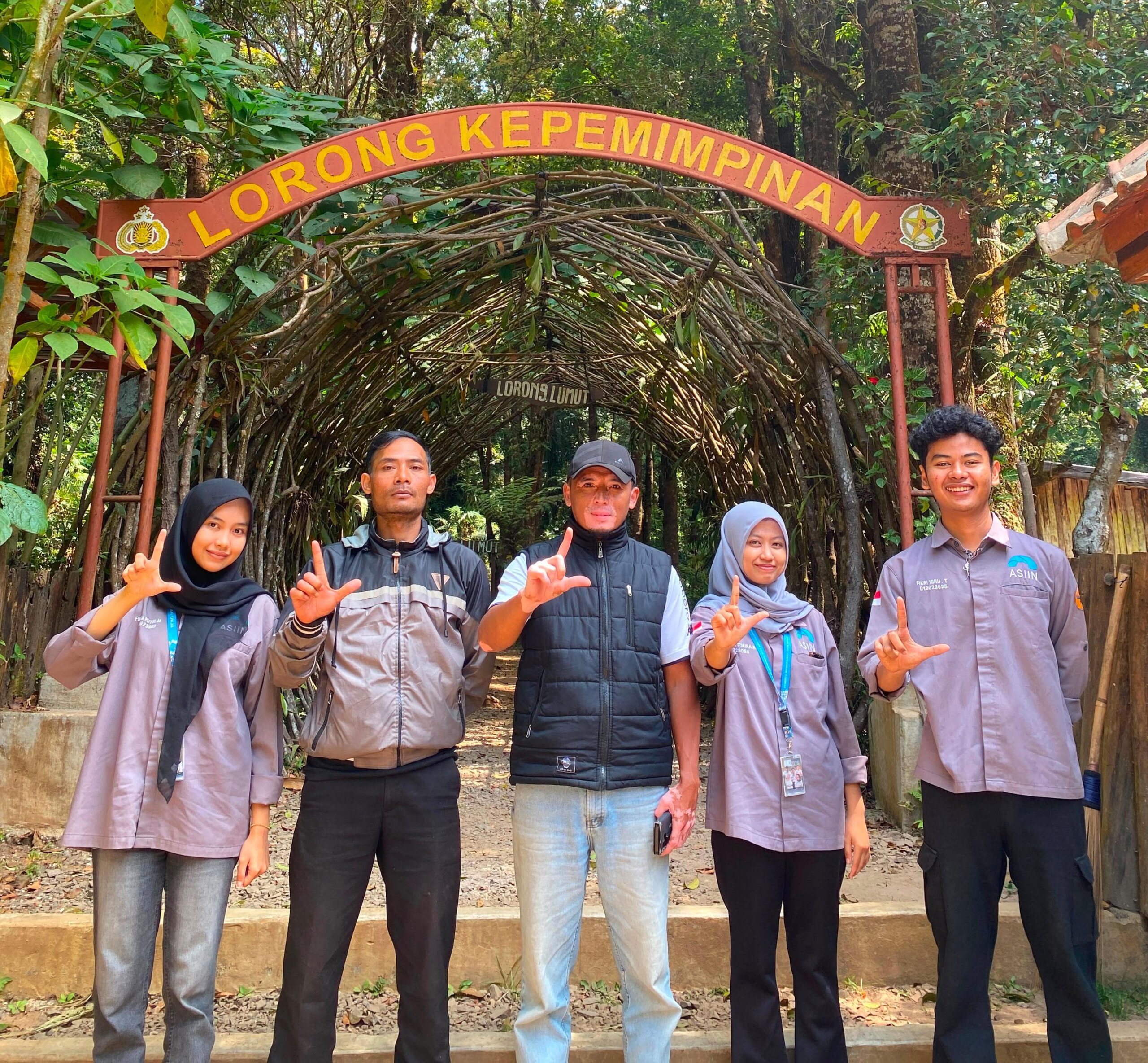 Perhutani Edukasi Perlindungan Hutan Bersama Mahasiswa UNJA 1 Perhutani Edukasi Perlindungan Hutan Bersama Mahasiswa UNJA