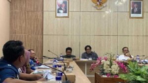 Evaluasi Program Gerobak Cinta dan Retribusi Pasar oleh Candra Ary Fianto di Jember 1