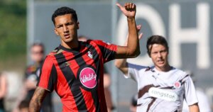 prediksi skor Bournemouth vs Genoa